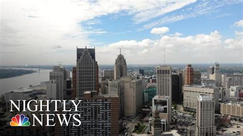 How Detroit Went From A Booming Metropolis To A Shrinking .